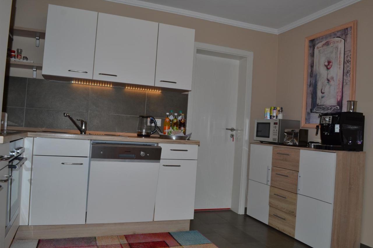 Appartement Bei Den Geissens à Aldersbach Extérieur photo
